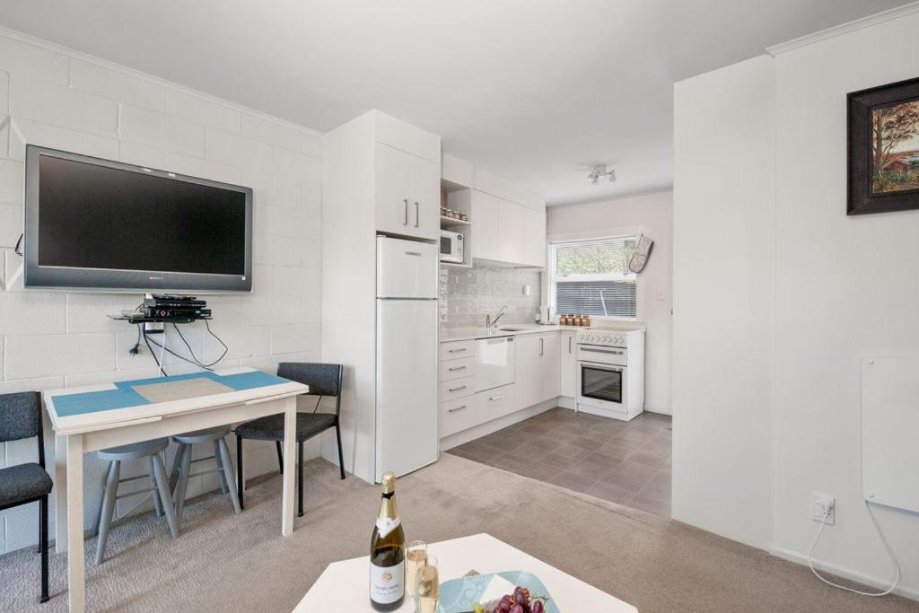 Central Stay - Taupo Flat Ngoại thất bức ảnh
